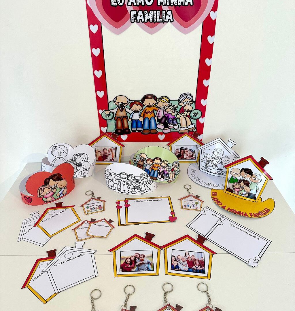Kit Lembrancinhas e moldura para foto tema Dia da Família